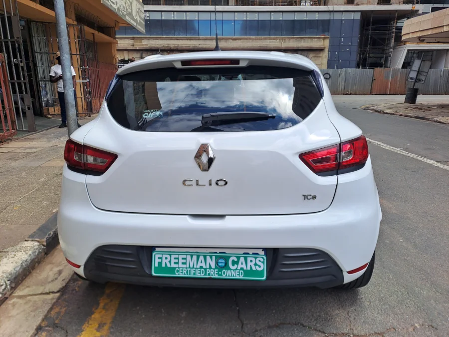 Used 2018 Renault Clio 1.6 Extreme 5-door - Freeman Cars