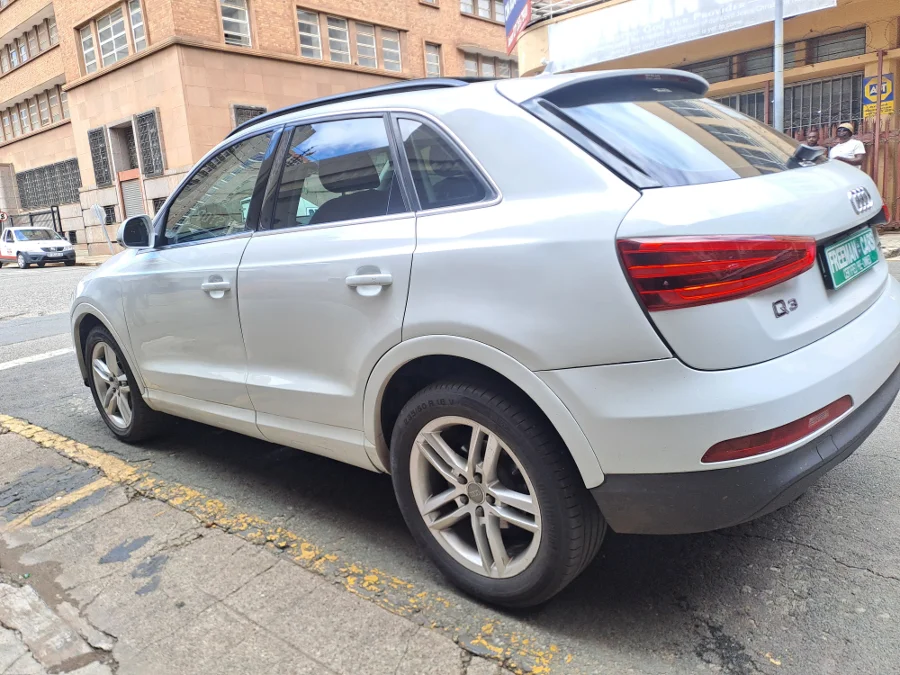 Used 2015 Audi Q3 2.0TDI SE - Freeman Cars Used 2015 Audi Q3 2.0TDI SE - Freeman Cars