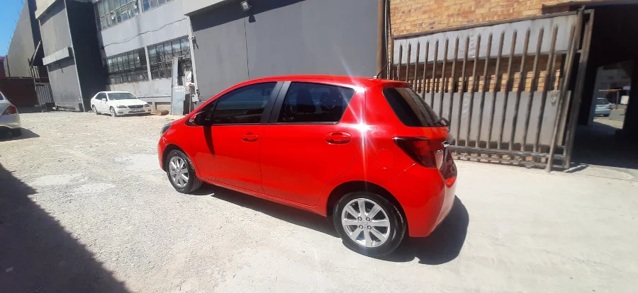 Used 2015 Toyota Yaris 1.3 5-door T3 - Auto Trading