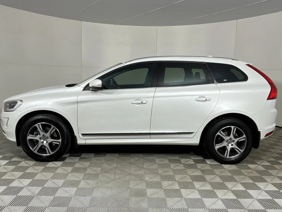 Used 2014 Volvo XC60 D3 DRIVe Essential - WeBuyCars Polokwane