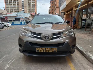 Used 2015 Toyota RAV4 2.0 VX Sky