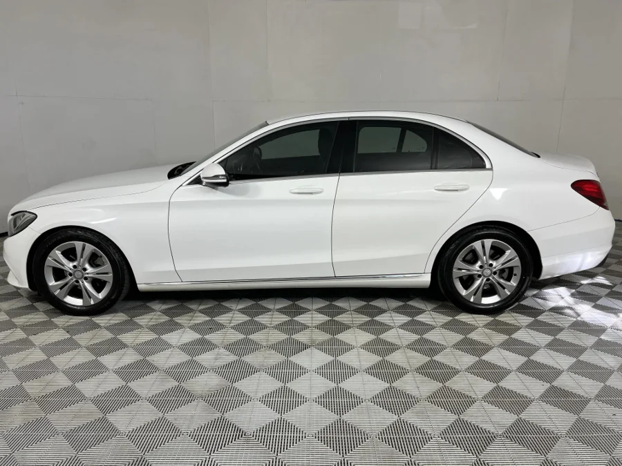 Used 2016 Mercedes-Benz C-Class C180 Avantgarde auto - WeBuyCars George
