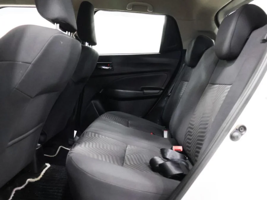 Used 2024 Suzuki Swift 1.2 GLX manual - ICar Gezina