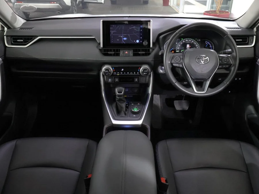 Used 2024 Toyota RAV4 2.5 Hybrid VX E-Four - SMG Toyota Cresta