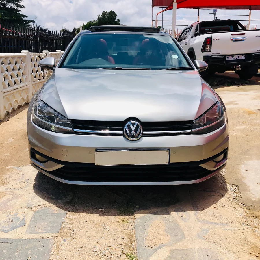 Used 2017 Volkswagen Golf R - SG Cars