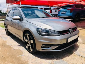 Used 2017 Volkswagen Golf R