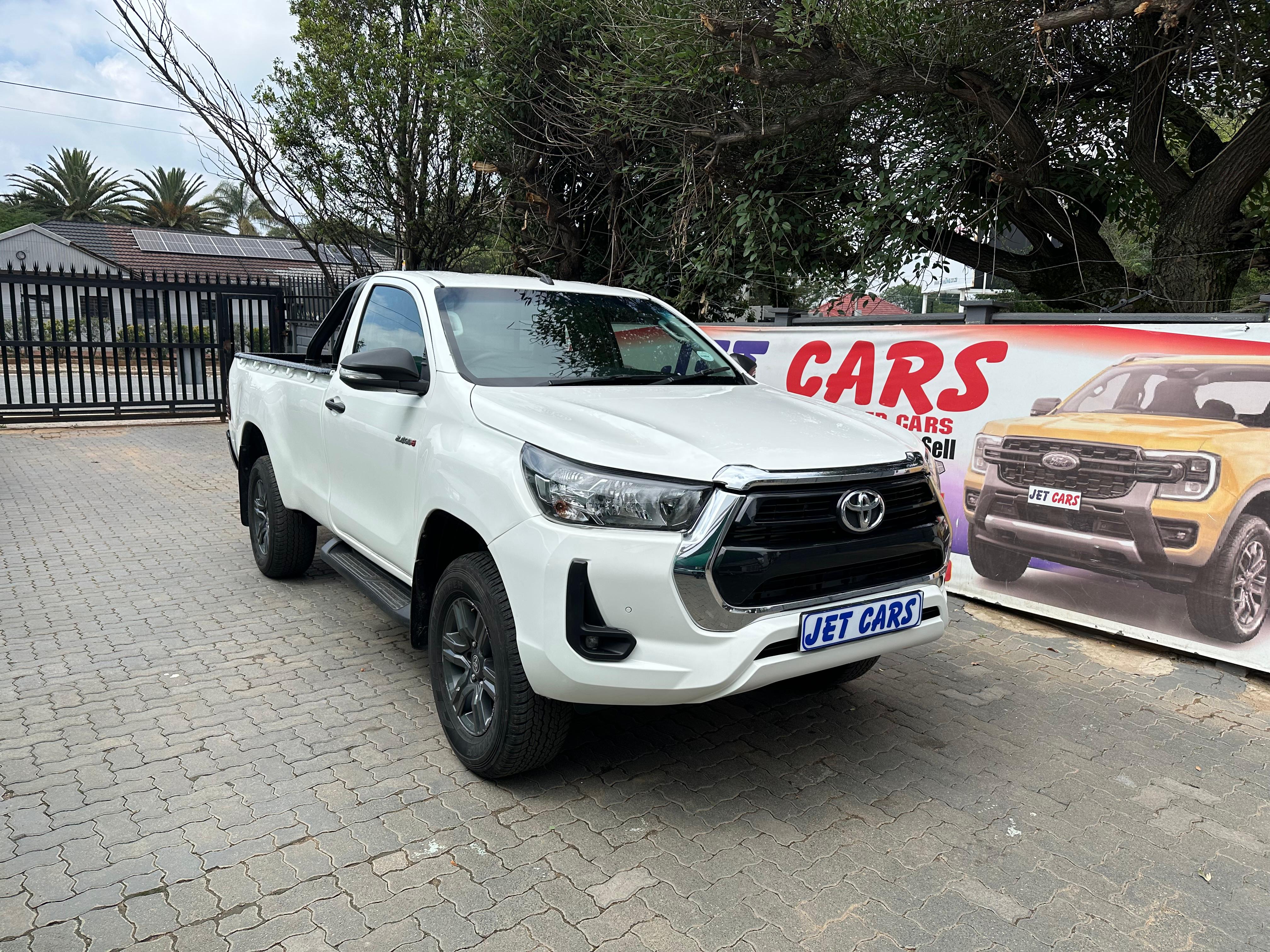 Used 2025 Toyota Hilux 2.4GD-6 4x4 SRX