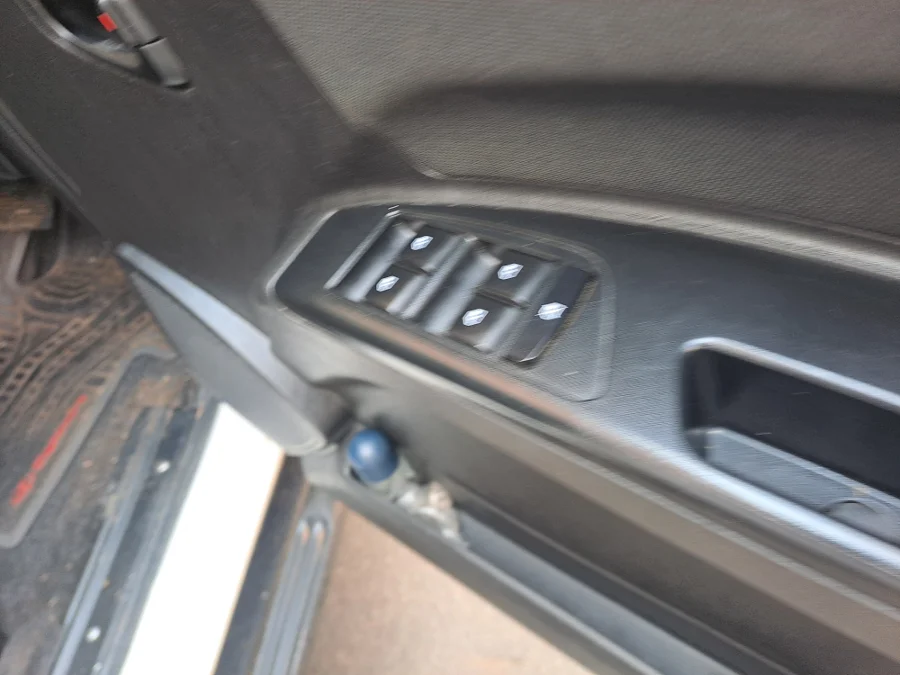 Used 2022 Mahindra Pik Up 2.2CRDe double cab S6 auto - Freeman Cars