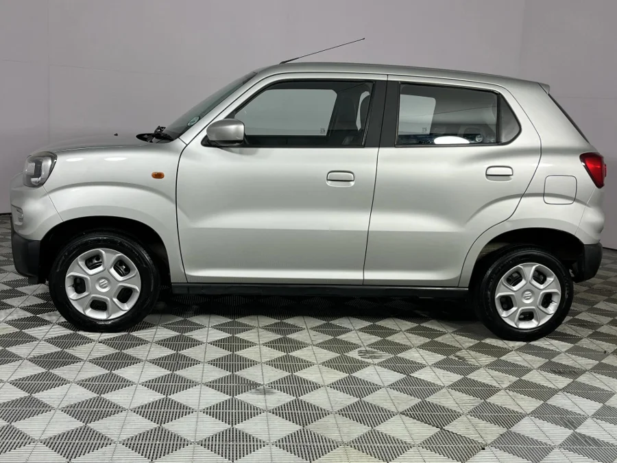 Used 2020 Suzuki S-Presso 1.0 GL+ manual - WeBuyCars Brackenfell Cape Town Used 2020 Suzuki S-Presso 1.0 GL+ manual - WeBuyCars Brackenfell Cape Town