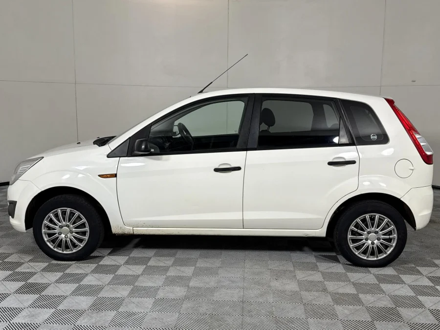 Used 2015 Ford Figo 1.4TDCi Ambiente - WeBuyCars Midstream Used 2015 Ford Figo 1.4TDCi Ambiente - WeBuyCars Midstream