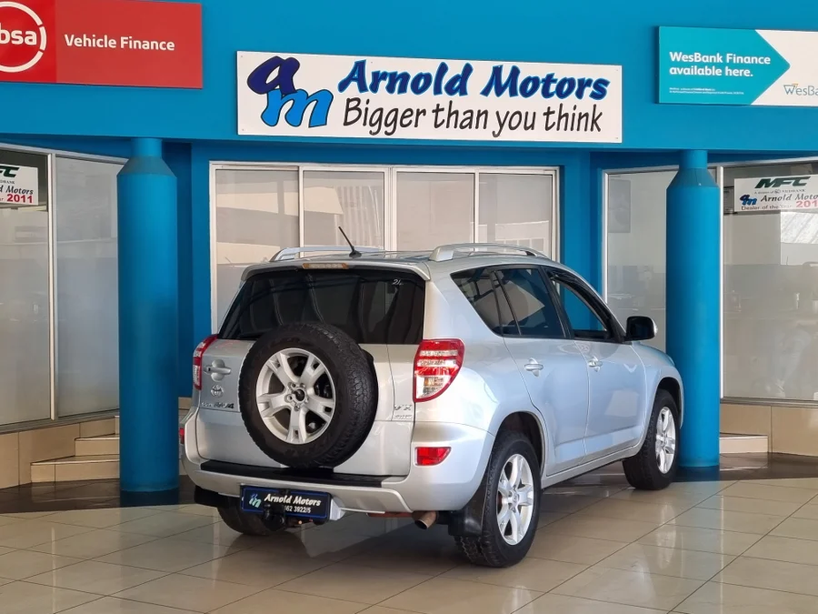 Used 2013 Toyota RAV4 2.0 VX auto - Arnold Motors CC