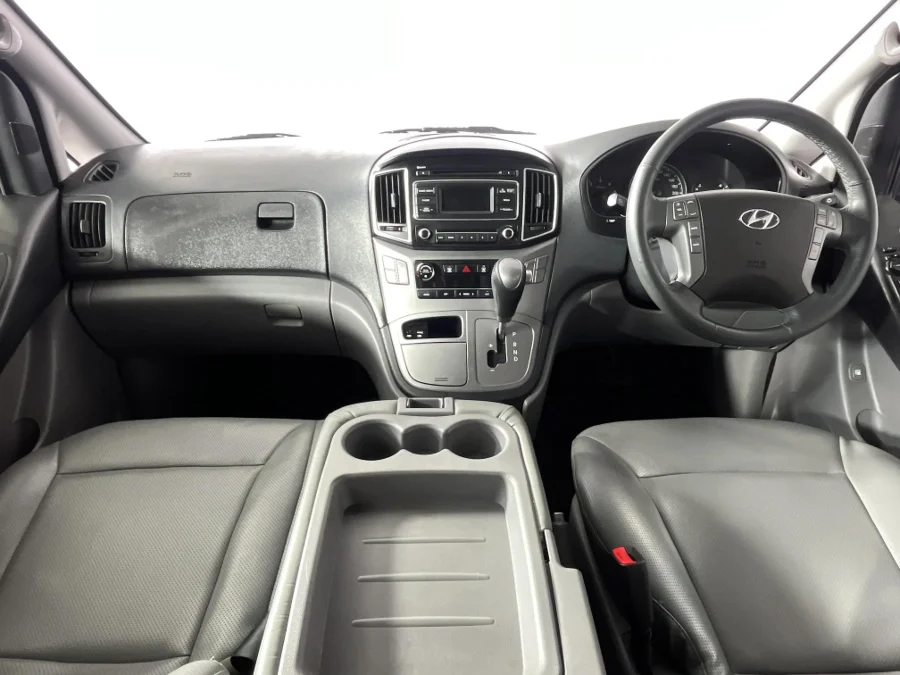 Used 2017 Hyundai H-1 2.5VGTi bus Elite 9-seater - WeBuyCars Rustenburg