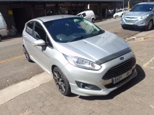Used 2016 Ford Fiesta 5-door 1.0T Titanium