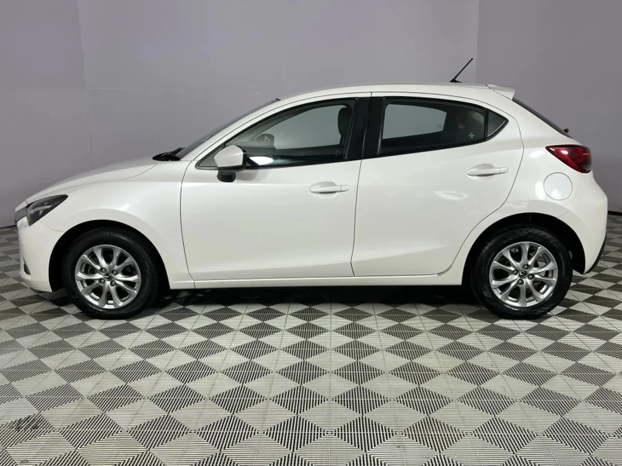 Used 2017 Mazda Mazda2 1.5 Dynamic auto - WeBuyCars Durban