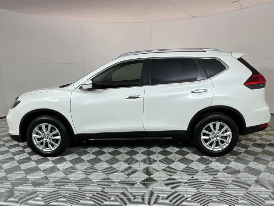 Used 2020 Nissan X-Trail 2.5 4x4 Acenta - WeBuyCars JHB South