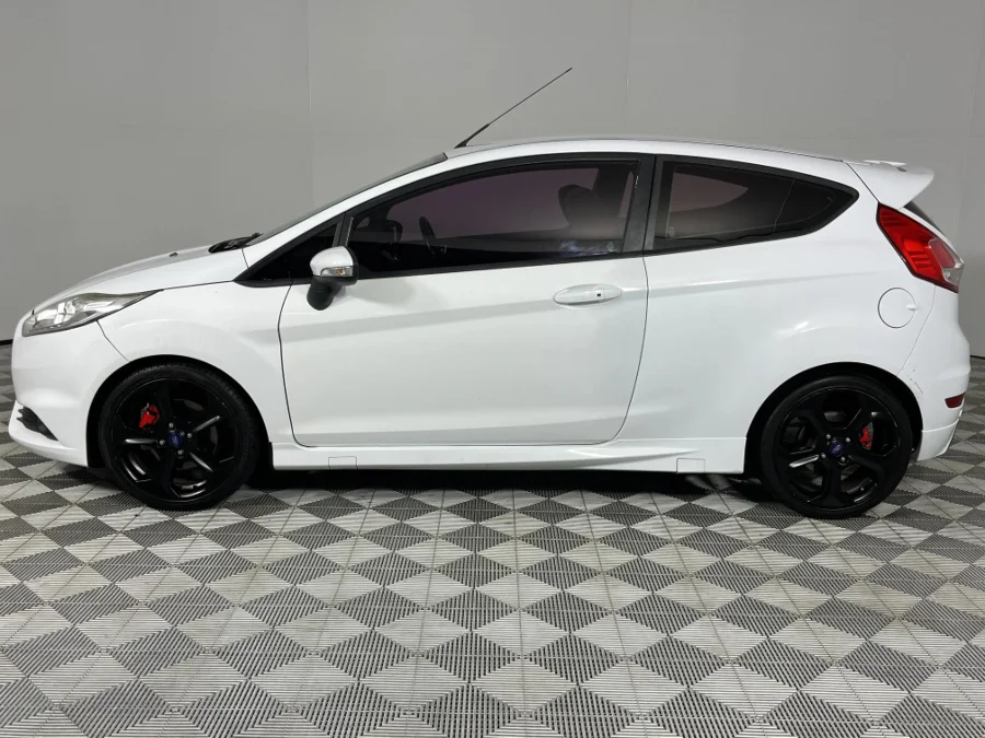 Used 2015 Ford Fiesta ST - WeBuyCars George Used 2015 Ford Fiesta ST - WeBuyCars George