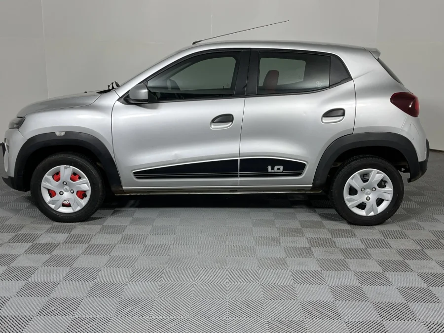 Used 2023 Renault Kwid 1.0 Zen auto - WeBuyCars Montana