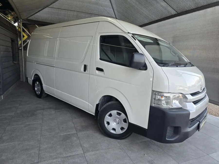 Used 2018 Toyota Quantum 2.5D-4D S-Long panel van - Deals 4 Wheels