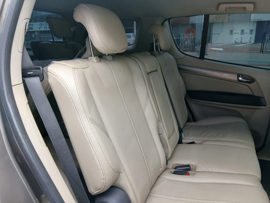 Used 2013 Chevrolet Trailblazer 2.8D LTZ auto - Carbase Auto