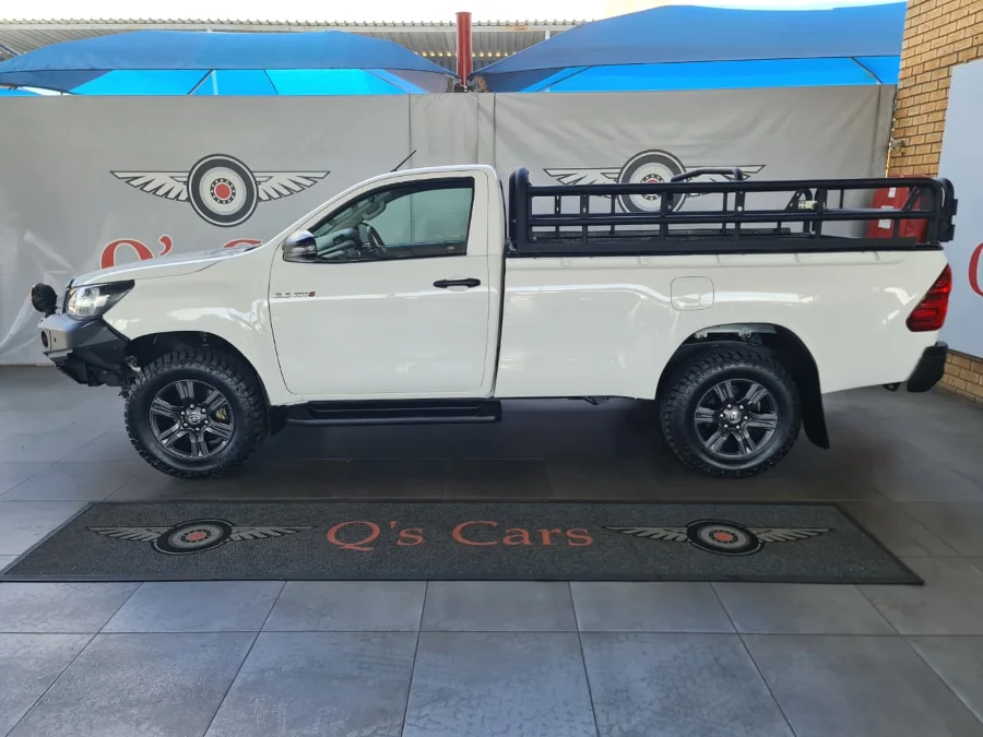 Used 2022 Toyota Hilux 2.4GD-6 single cab Raider auto - Qs Cars Used 2022 Toyota Hilux 2.4GD-6 single cab Raider auto - Qs Cars