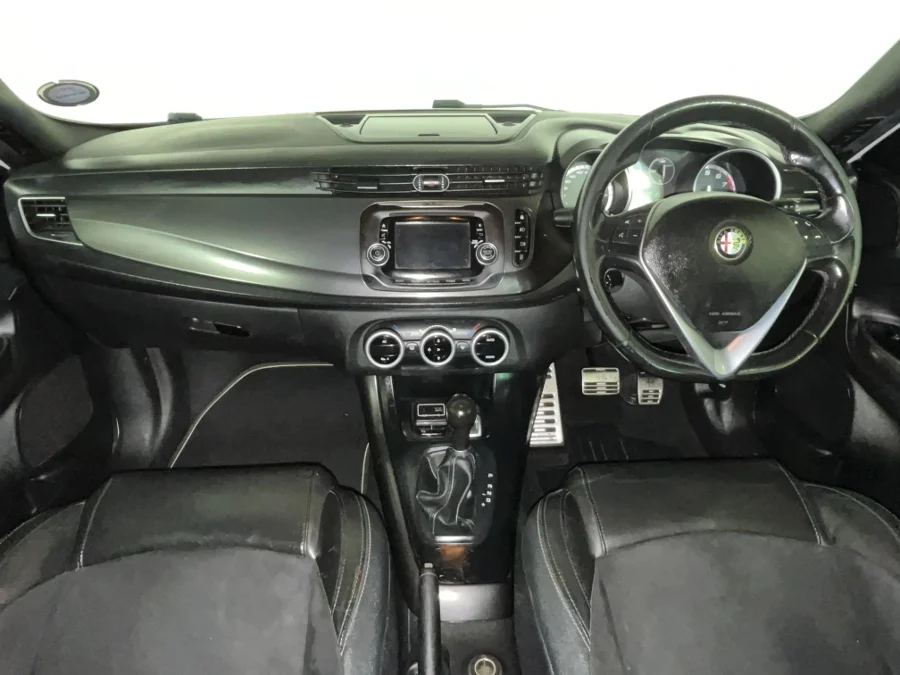 Used 2016 Alfa Romeo Giulietta 1750TBi Veloce - WeBuyCars Germiston Used 2016 Alfa Romeo Giulietta 1750TBi Veloce - WeBuyCars Germiston