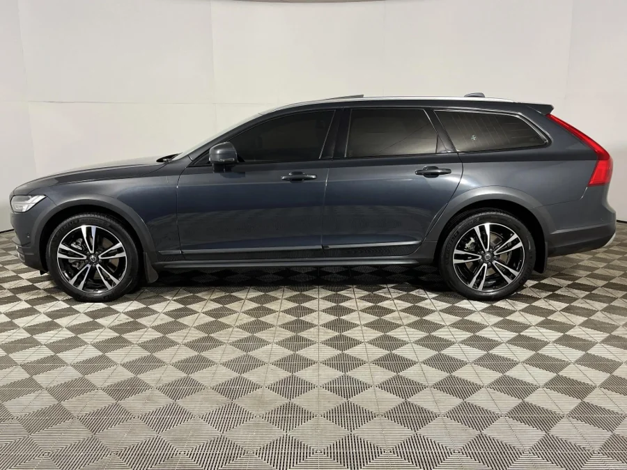 Used 2019 Volvo V90 Cross Country D5 AWD Inscription - WeBuyCars Germiston