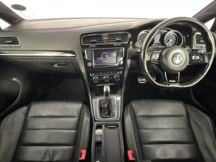Used 2017 Volkswagen Golf R auto - WeBuyCars George Used 2017 Volkswagen Golf R auto - WeBuyCars George