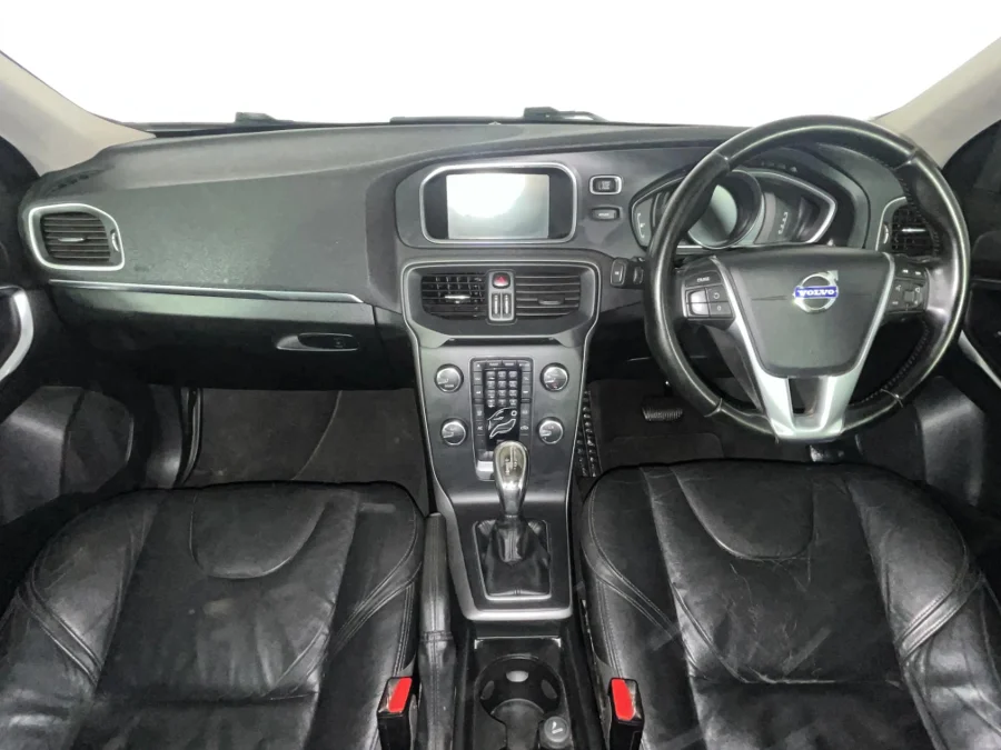 Used 2013 Volvo V40 T5 Elite - WeBuyCars Durban Used 2013 Volvo V40 T5 Elite - WeBuyCars Durban