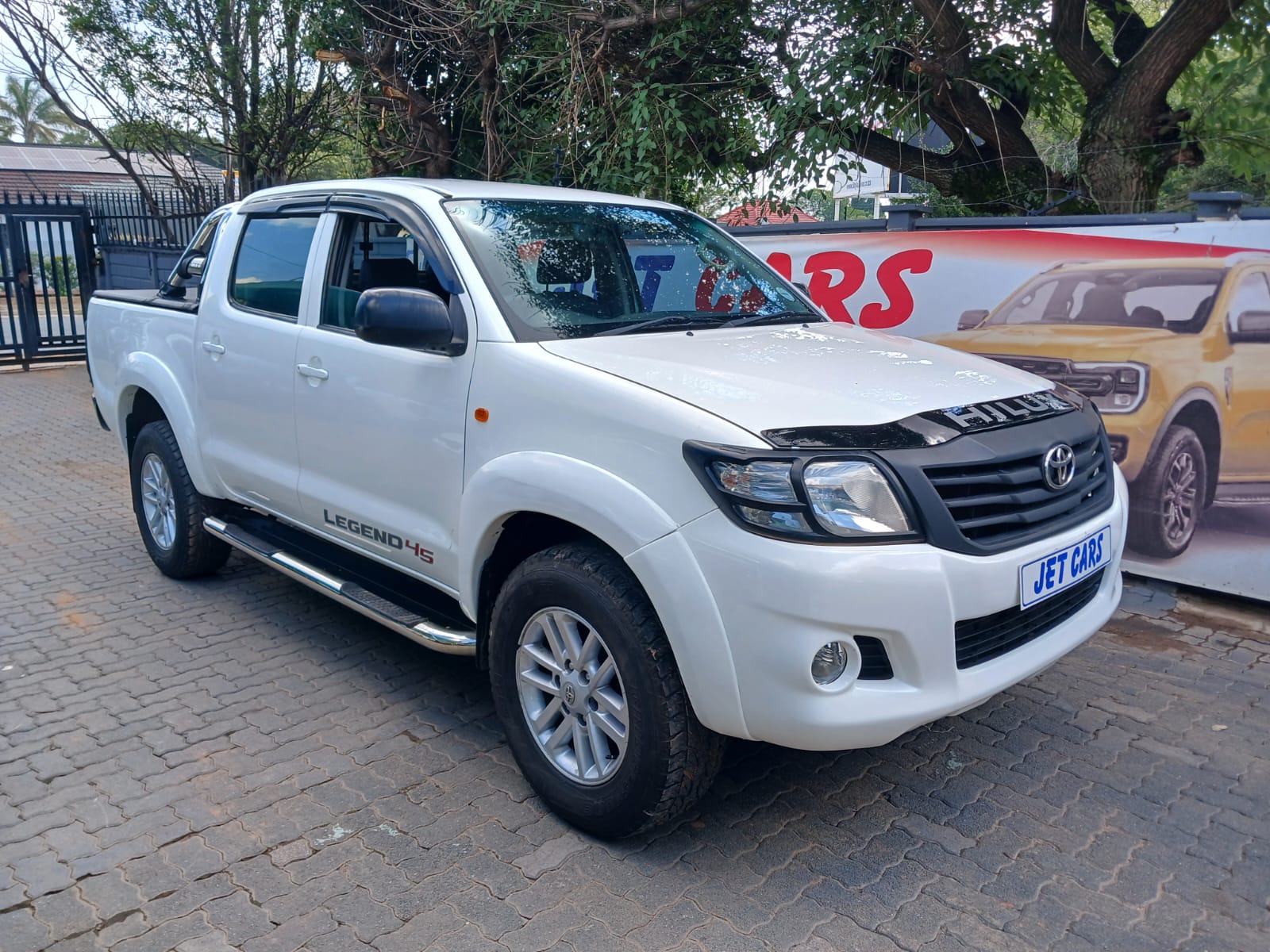 Used 2014 Toyota Hilux 2.5D-4D double cab 4x4 SRX