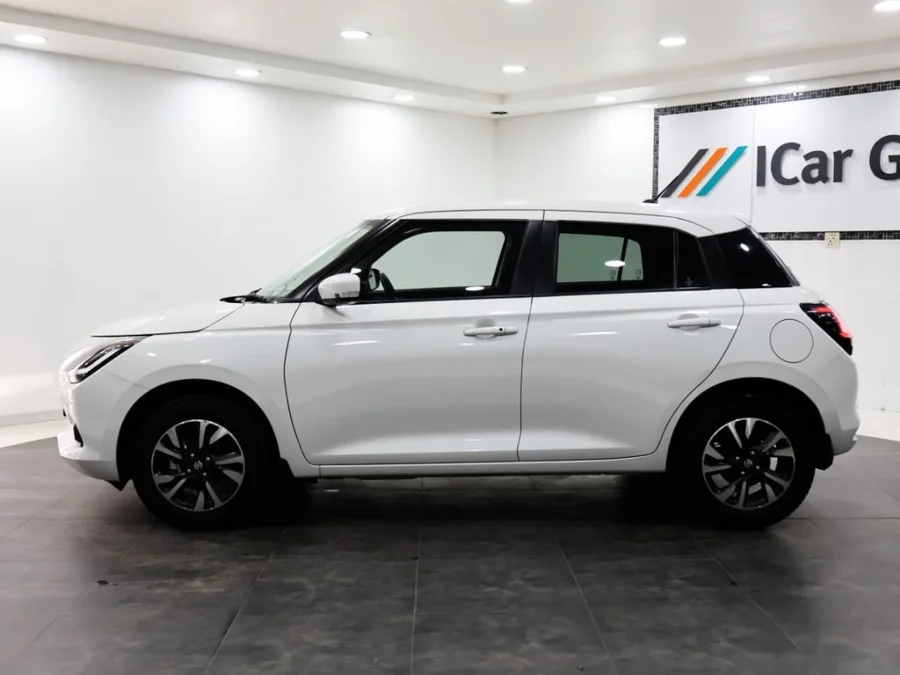 Used 2025 Suzuki Swift 1.2 GLX auto - ICar Gezina