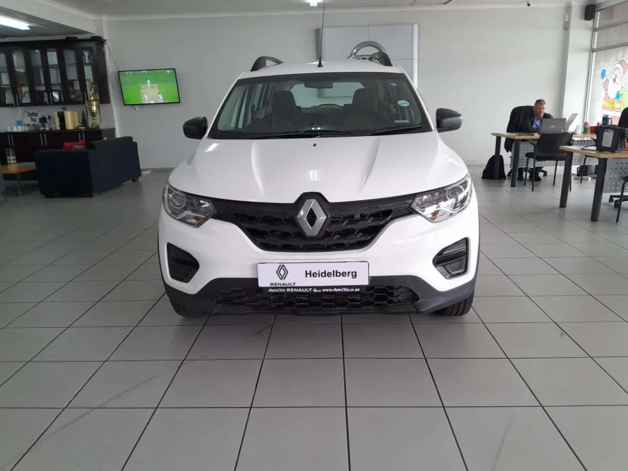Used 2022 Renault Triber 1.0 Life - AutoCity Group
