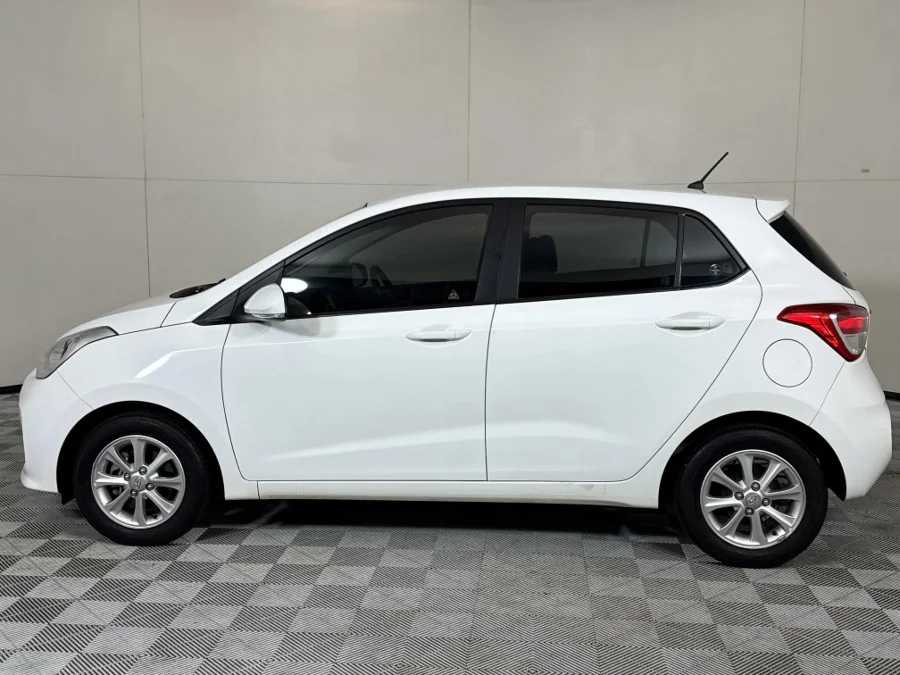 Used 2020 Hyundai Grand i10 1.0 Fluid hatch manual - WeBuyCars Midstream