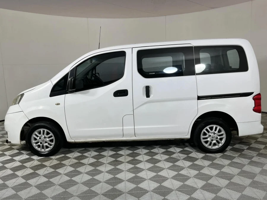 Used 2015 Nissan NV200 Combi 1.6i Visia - WeBuyCars JHB South