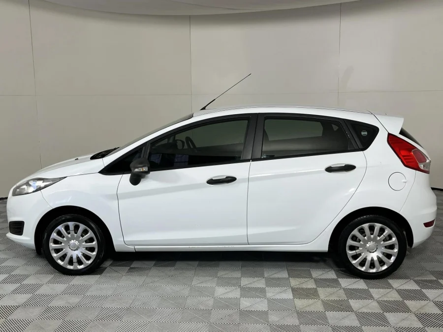 Used 2016 Ford Fiesta 5-door 1.4 Ambiente - WeBuyCars Mbombela