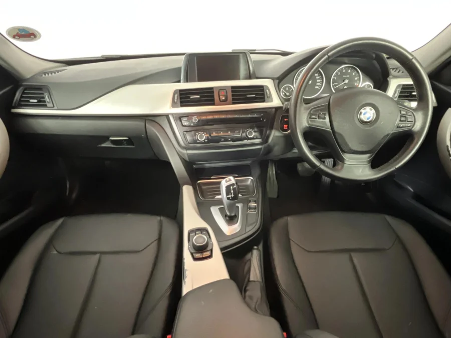 Used 2015 BMW 3 Series 316i auto - WeBuyCars Epping Used 2015 BMW 3 Series 316i auto - WeBuyCars Epping