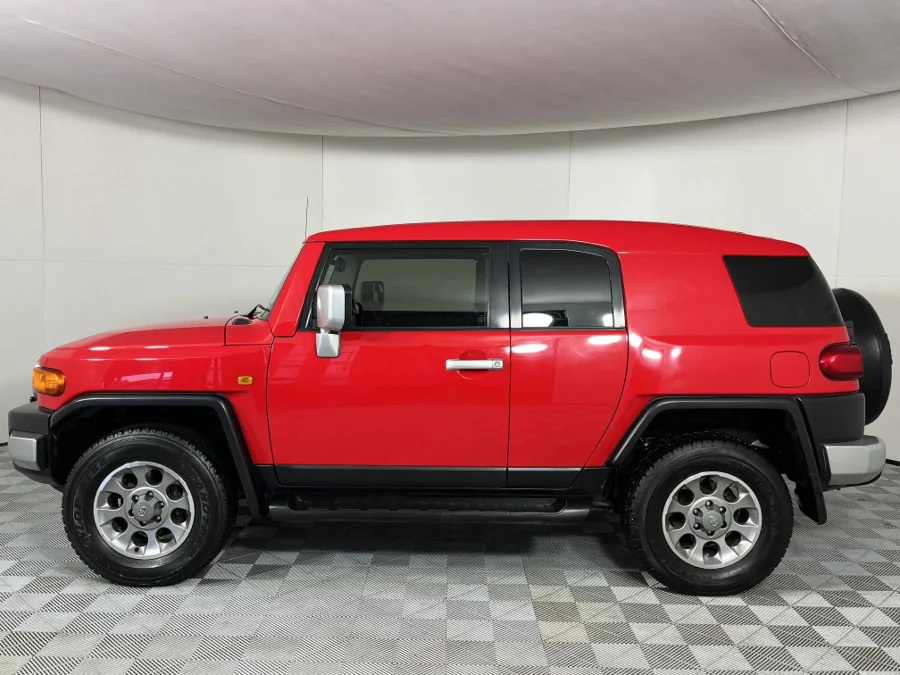 Used 2012 Toyota FJ Cruiser - WeBuyCars Mbombela