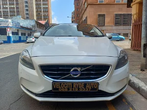 Used 2015 Volvo V40 T5 Excel Used 2015 Volvo V40 T5 Excel