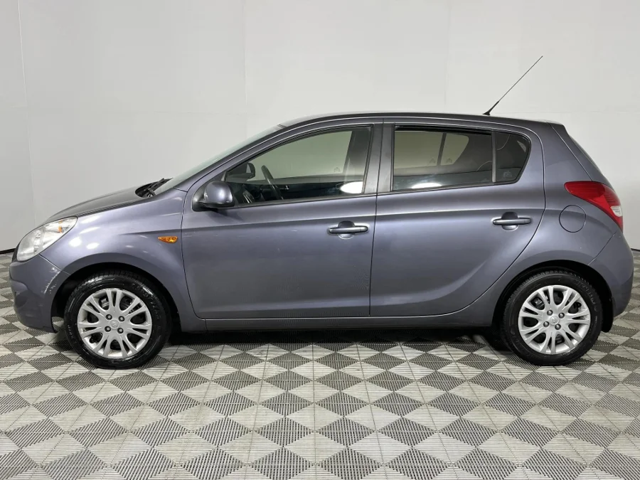 Used 2012 Hyundai i20 1.6 Remix - WeBuyCars Richmond Used 2012 Hyundai i20 1.6 Remix - WeBuyCars Richmond