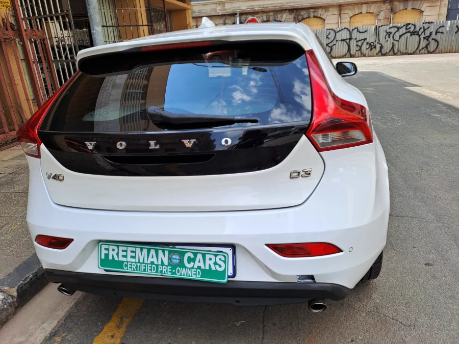 Used 2015 Volvo V40 D3 Inscription - Freeman Cars Used 2015 Volvo V40 D3 Inscription - Freeman Cars