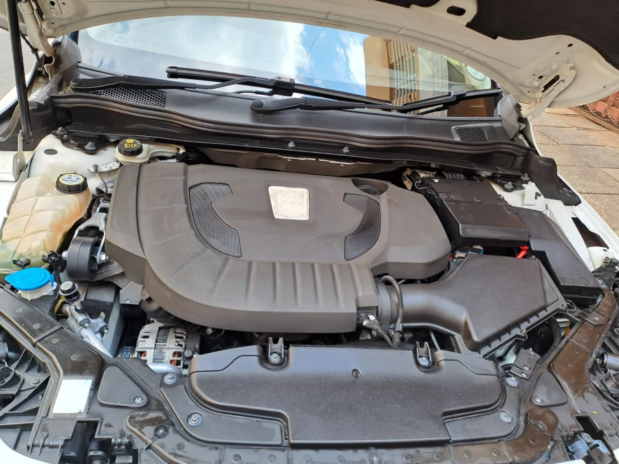 Used 2015 Volvo V40 D3 Inscription - Freeman Cars Used 2015 Volvo V40 D3 Inscription - Freeman Cars