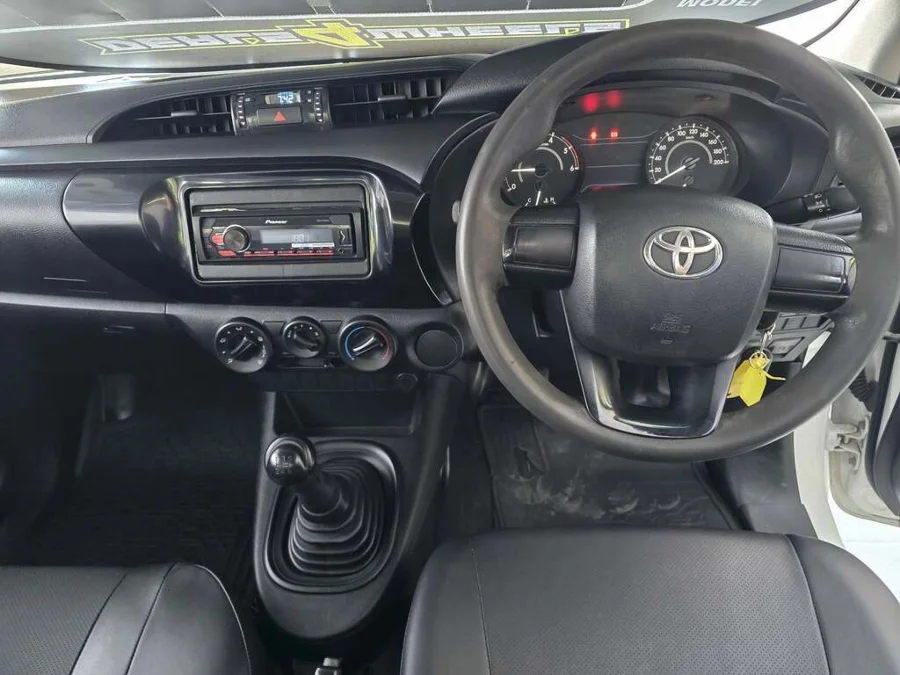 Used 2019 Toyota Hilux 2.4GD S - Deals 4 Wheels Used 2019 Toyota Hilux 2.4GD S - Deals 4 Wheels
