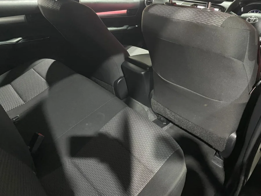 Used 2019 Toyota Hilux 2.4GD-6 double cab SRX - Sollys Car Sales Used 2019 Toyota Hilux 2.4GD-6 double cab SRX - Sollys Car Sales