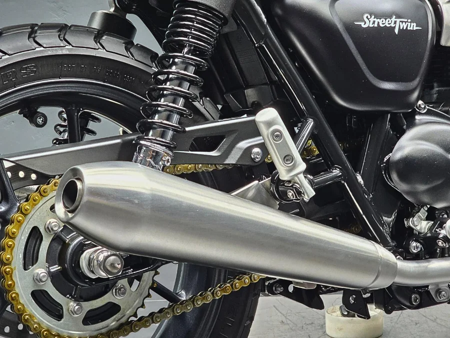 Used 2017 Triumph STREET TWIN 900 - Bikeshop Boksburg Used 2017 Triumph STREET TWIN 900 - Bikeshop Boksburg