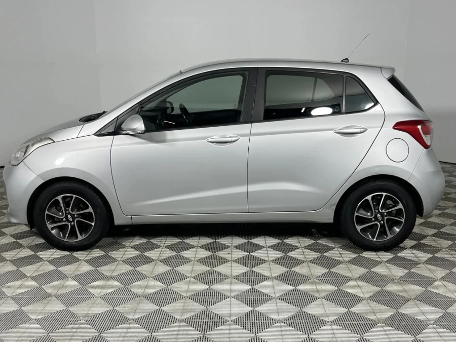 Used 2018 Hyundai Grand i10 1.2 Fluid - WeBuyCars Epping Used 2018 Hyundai Grand i10 1.2 Fluid - WeBuyCars Epping