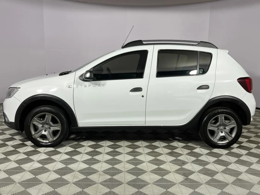 Used 2021 Renault Sandero 66kW turbo Stepway Expression - WeBuyCars Durban Used 2021 Renault Sandero 66kW turbo Stepway Expression - WeBuyCars Durban