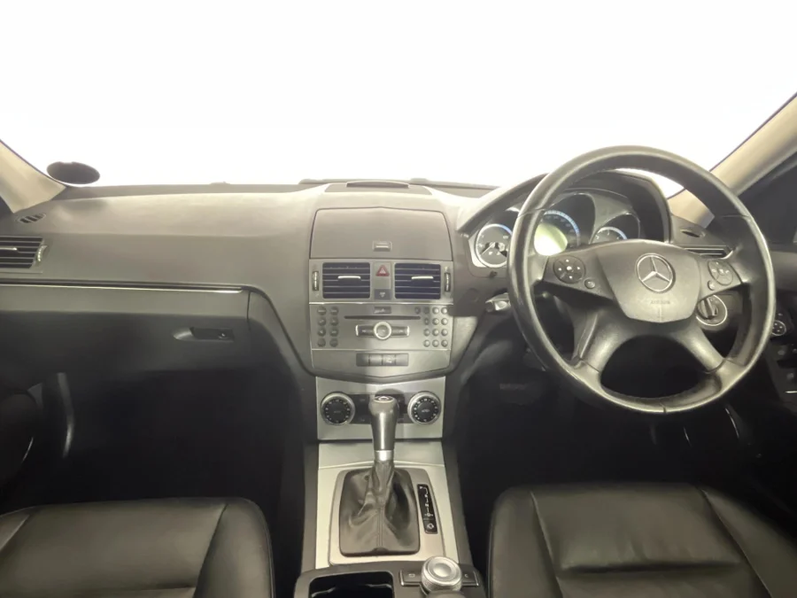 Used 2010 Mercedes-Benz C-Class C220CDI Avantgarde - WeBuyCars Epping Used 2010 Mercedes-Benz C-Class C220CDI Avantgarde - WeBuyCars Epping