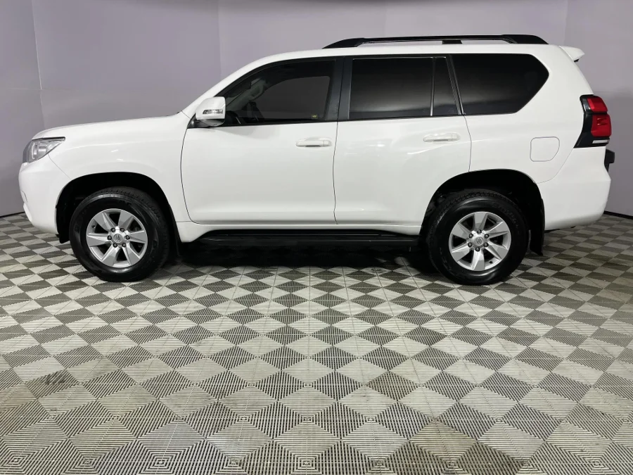 Used 2023 Toyota Land Cruiser Prado 2.8GD TX - WeBuyCars JHB South