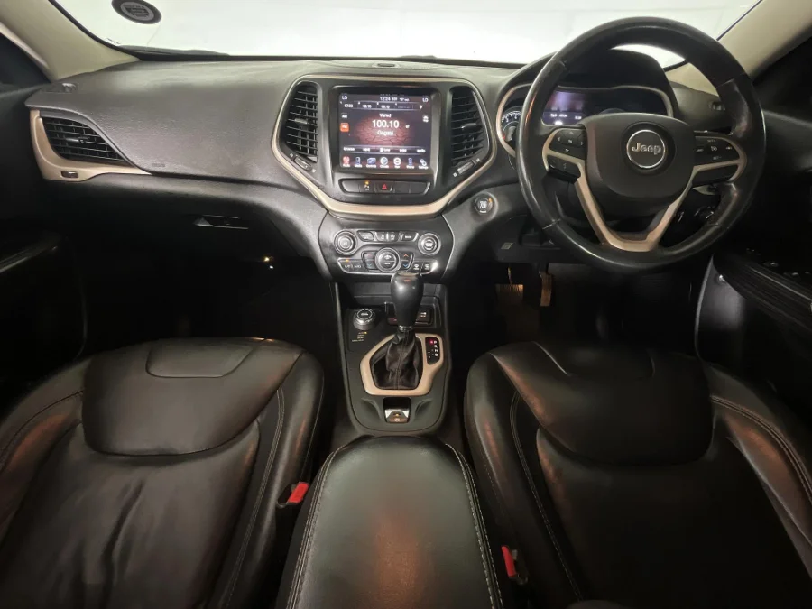 Used 2015 Jeep Cherokee 3.2L 4x4 Trailhawk - WeBuyCars Riverhorse