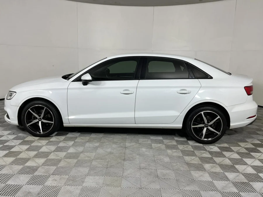 Used 2017 Audi A3 sedan 30TFSI S line - WeBuyCars Riverhorse Used 2017 Audi A3 sedan 30TFSI S line - WeBuyCars Riverhorse