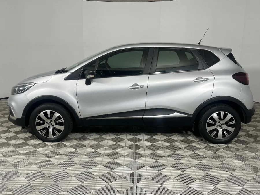 Used 2019 Renault Captur 66kW turbo Blaze - WeBuyCars Epping